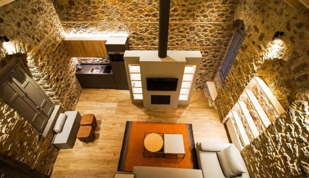 The One Arachova-1