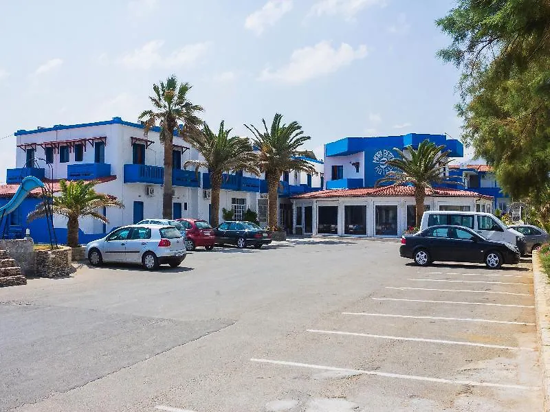 Mari Beach-1