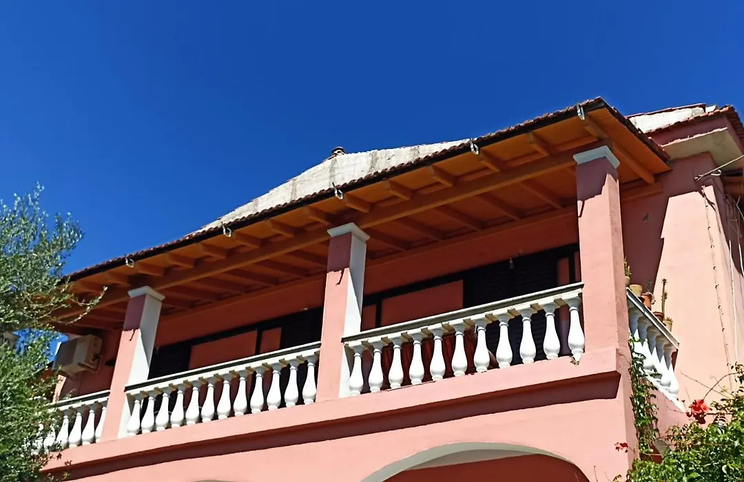 Iren Holiday Apartment-1