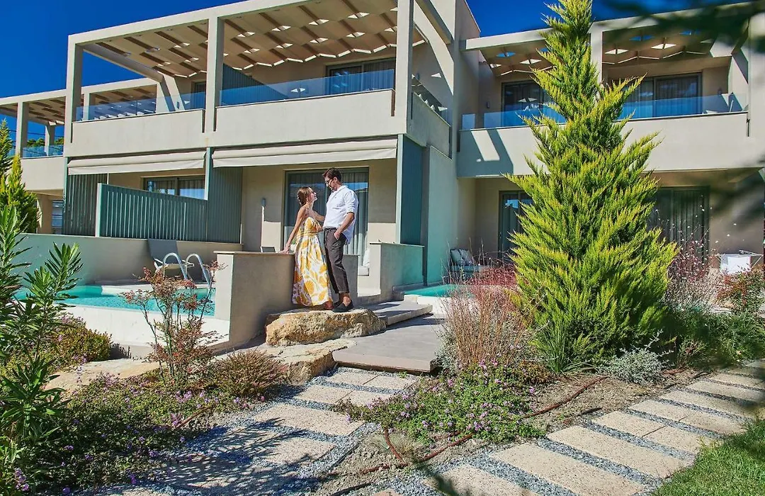 Cavo Delea Villas & Suites-1