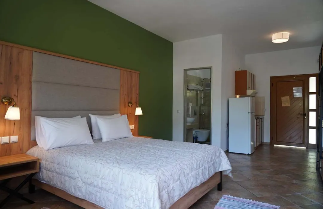 Angelika Elegant Hotel-1