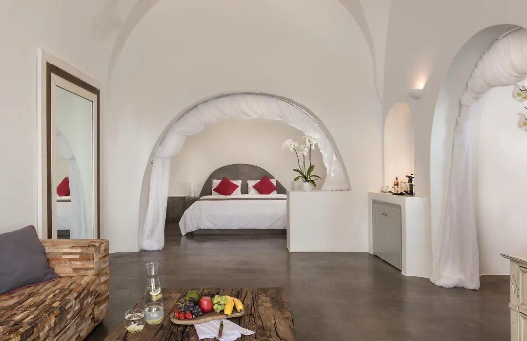 Andronis Luxury Suites - Preferred Hotels & Resorts-1