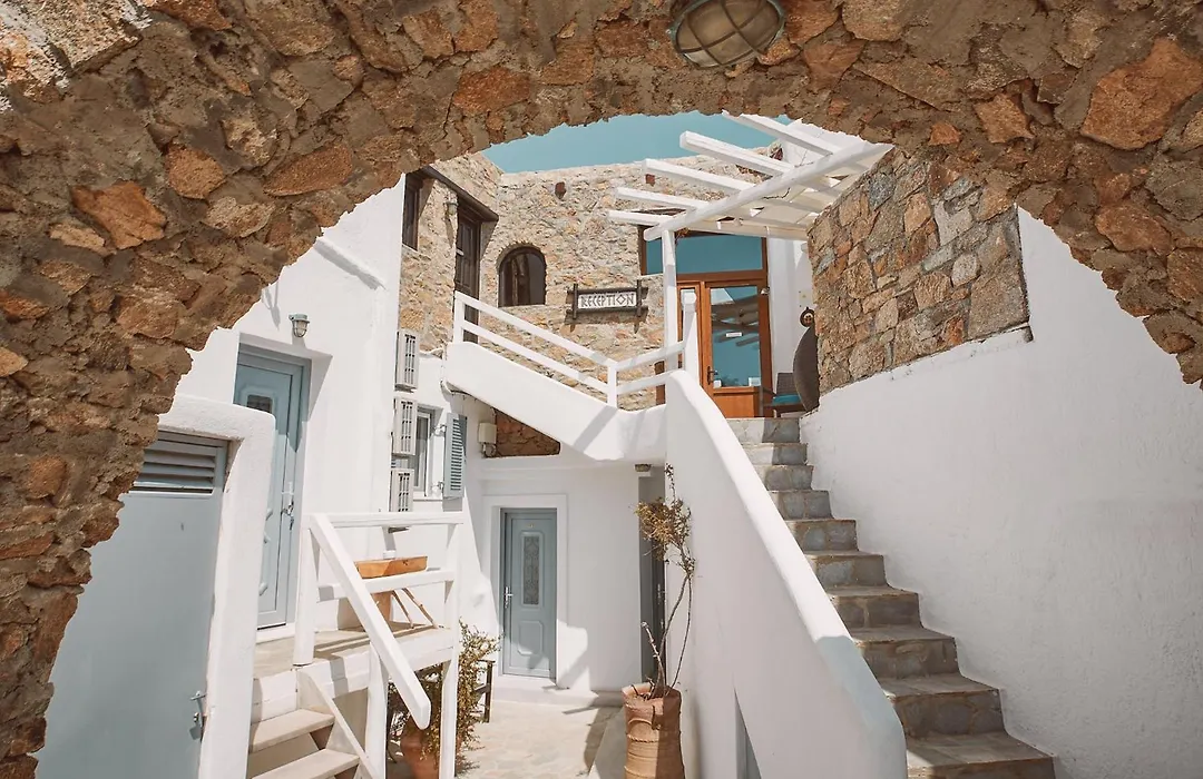 Villa Konstantin Rooms & Suites-1