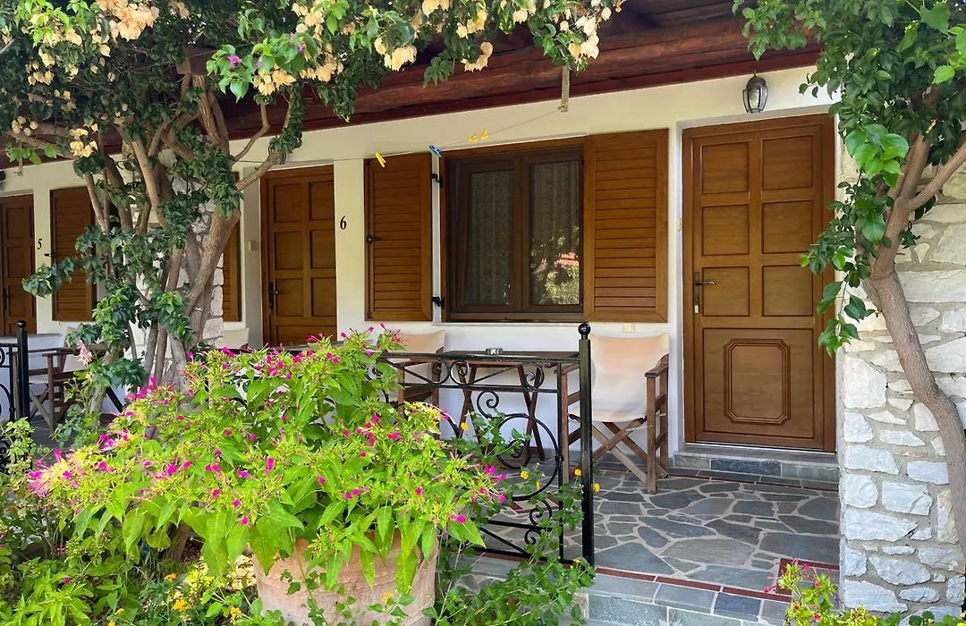 Maniatis Garden-1