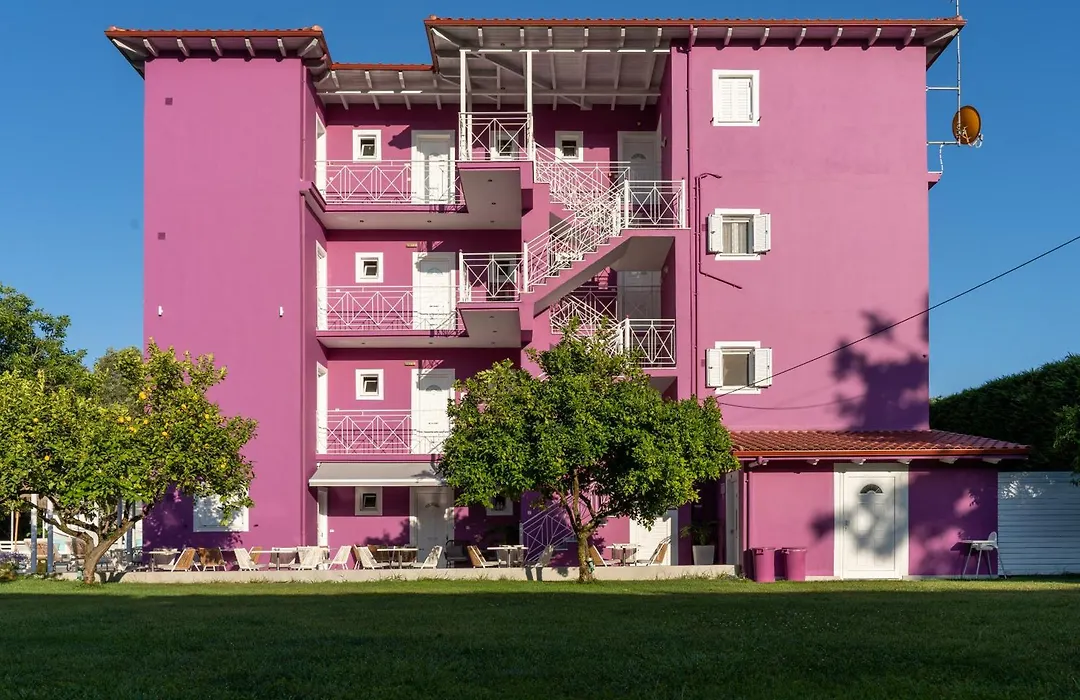 Ideal House-1