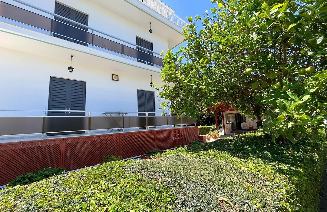 Pettas Apartments-1