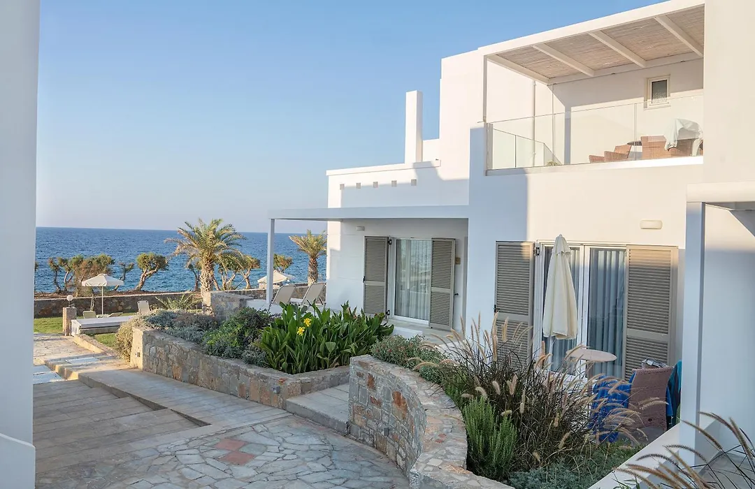 Maritimo Beach Hotel-1