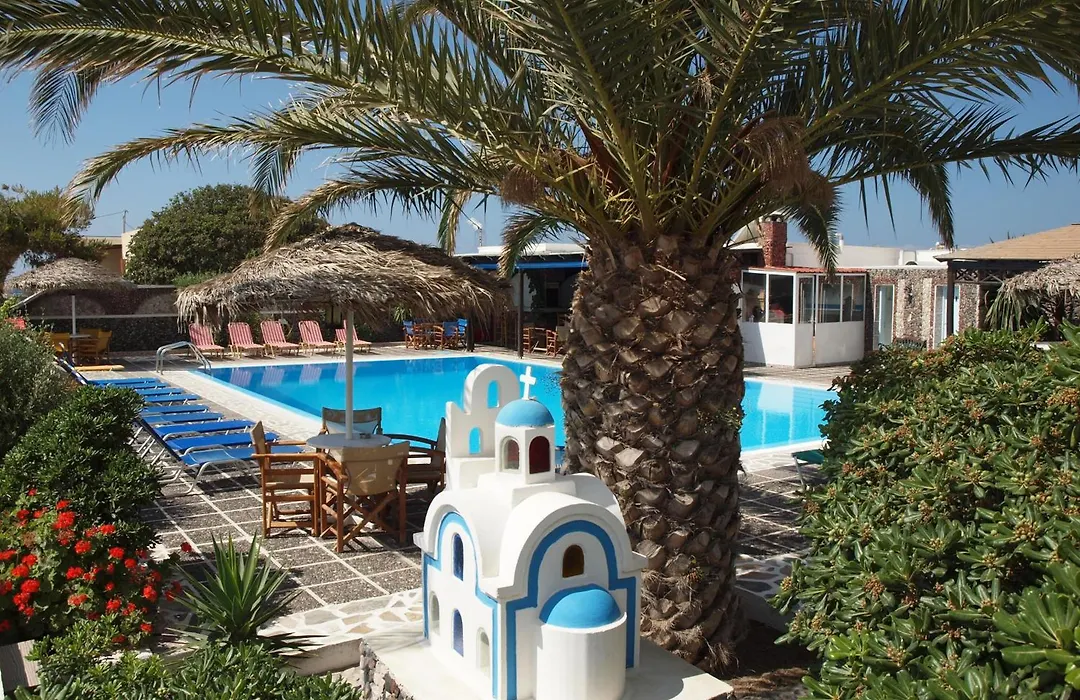 Holiday Beach Resort Santorini-1