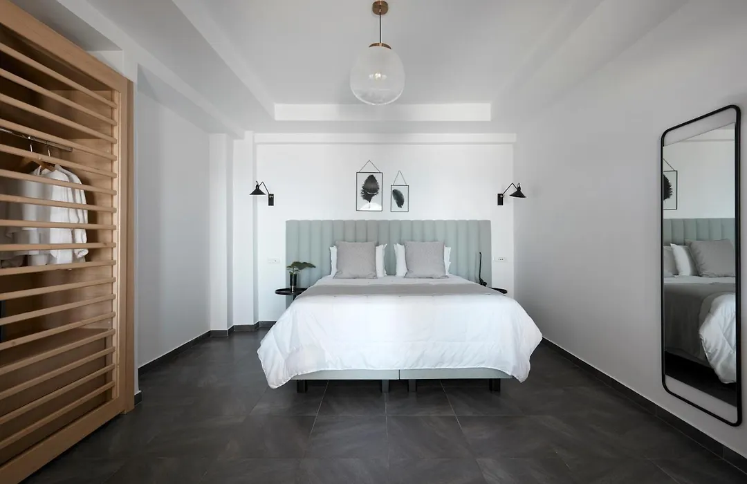 Petit Palace Suites (Adults Only)-1