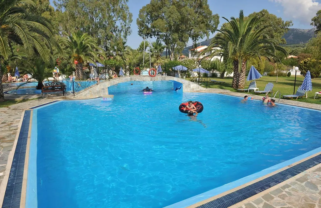 Charlies Venus Apartments-1