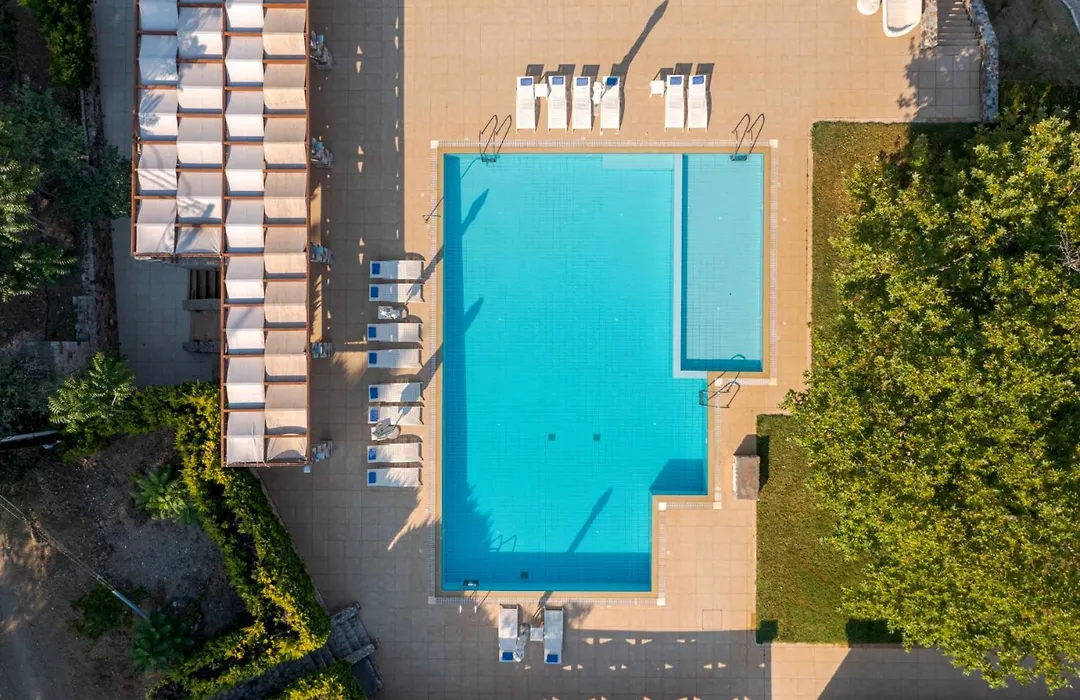 Kaminos Wellness Resort & Spa-1
