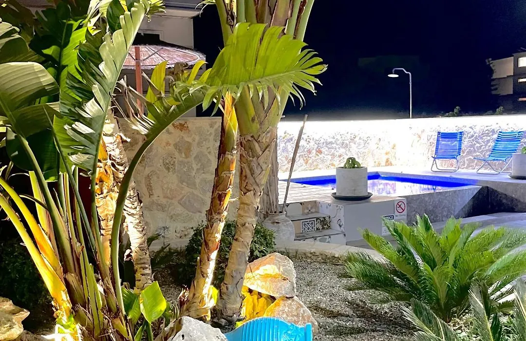 Kostas Studios-1