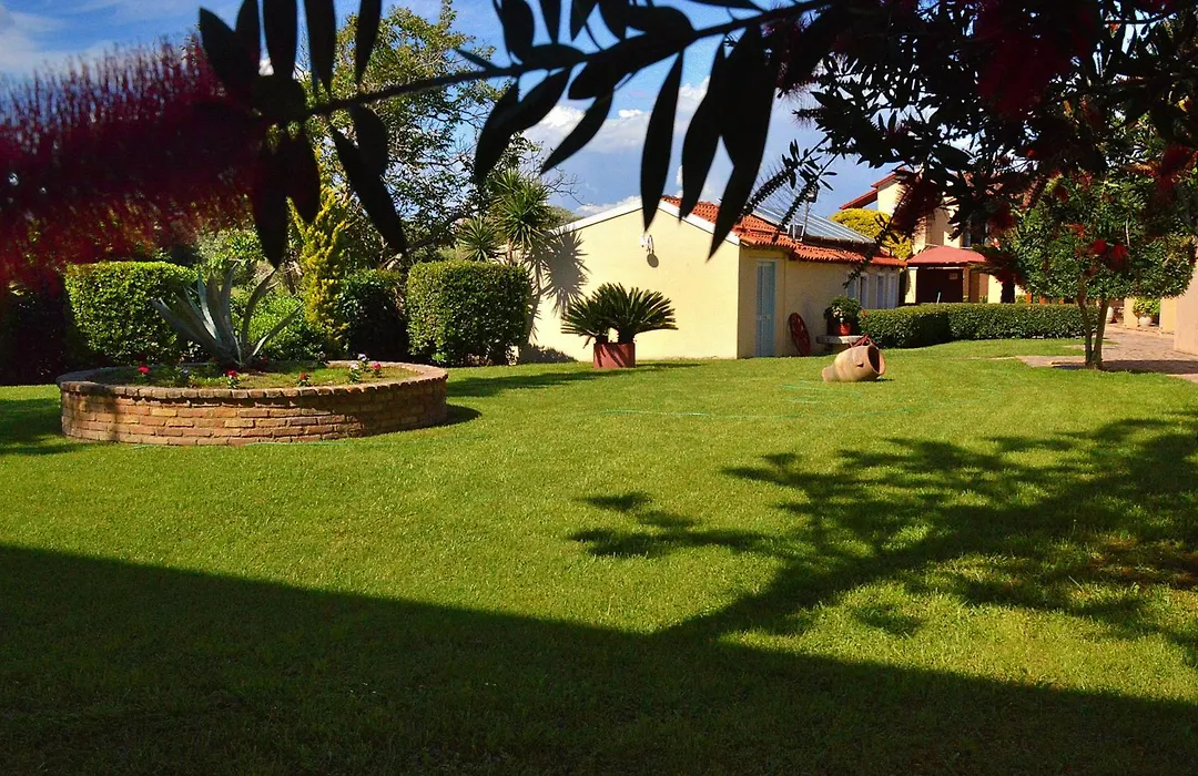 Oula Maisonettes Suites-1