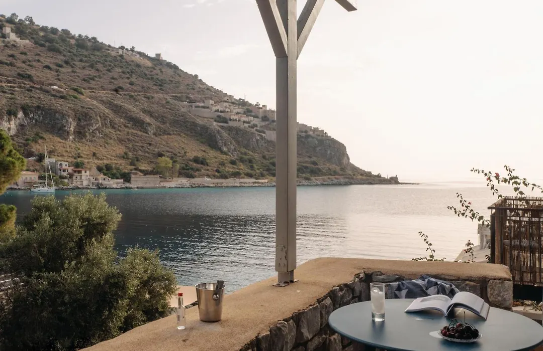 Kourmas Suites-1