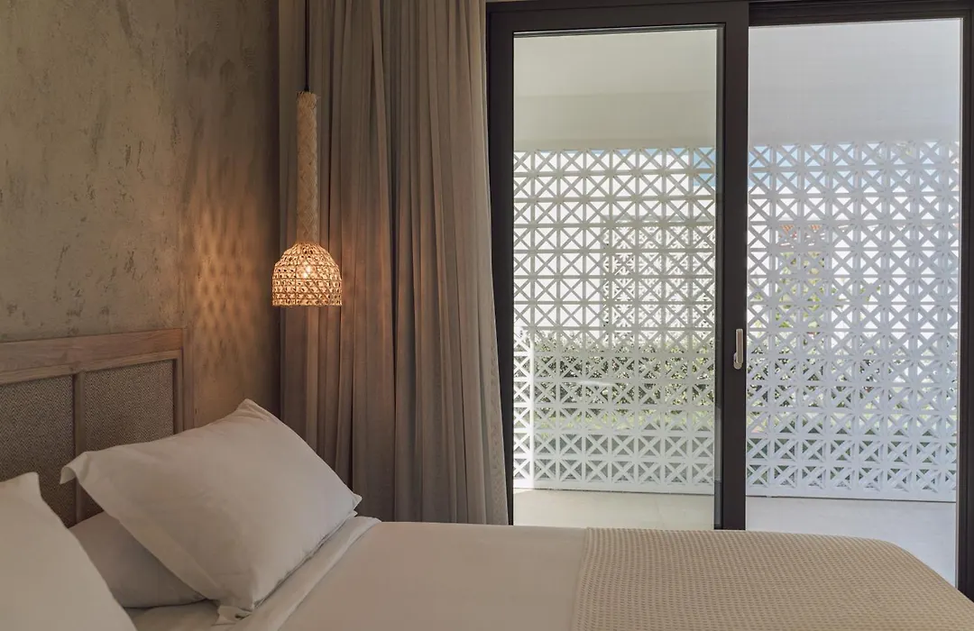 Taf Beach Villas With Tesla Car And Heated Pool-1