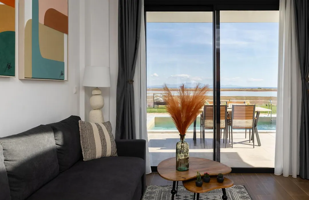 Flamingo View Suites & Villas-1