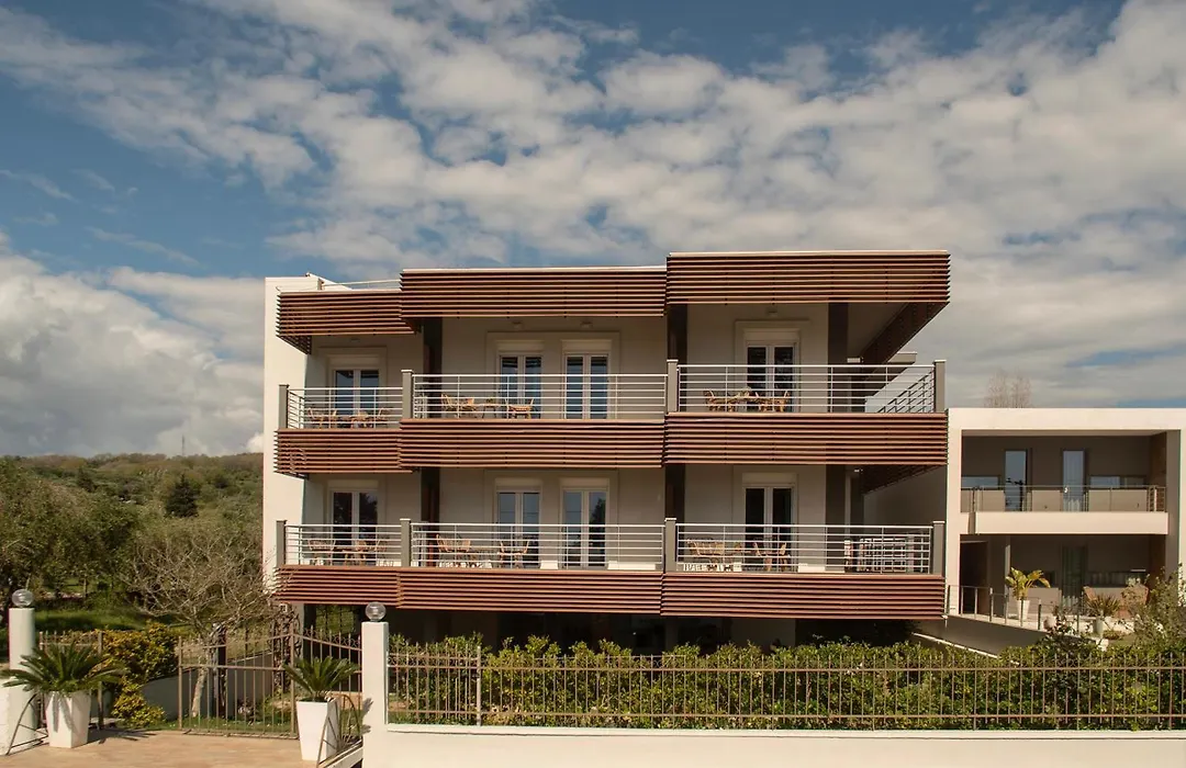Kanali Homes-1