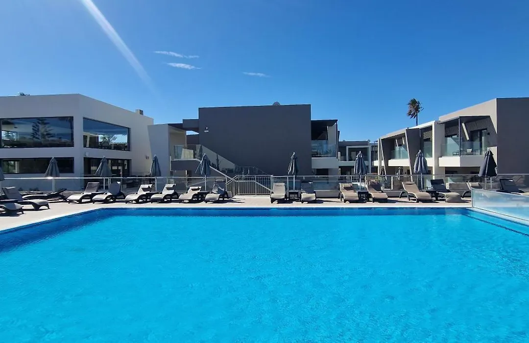 Cosmopolitan Hotel-1