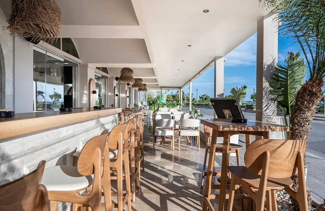 Zephyros Hotel-1