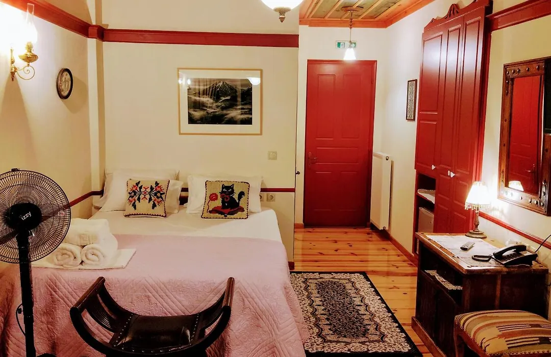 Meliteion Traditional Hotel-1