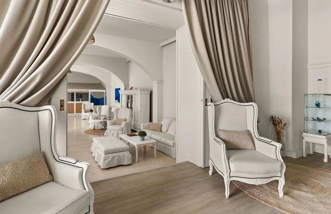 Paradise Art Hotel By Mr And Mrs White-1