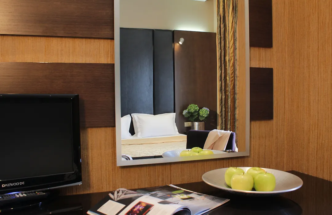 Galaxy Art Hotel-1