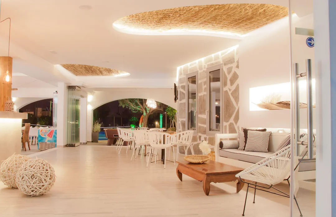 Malibu Studios & Bungalows-1