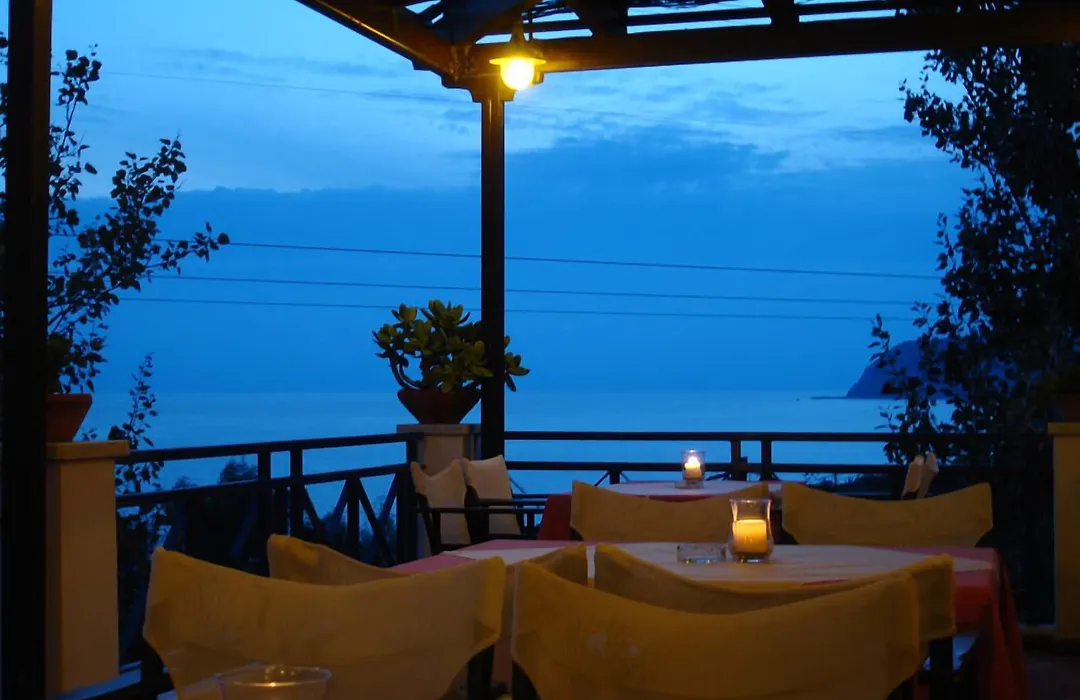 Mounda Beach Hotel-1