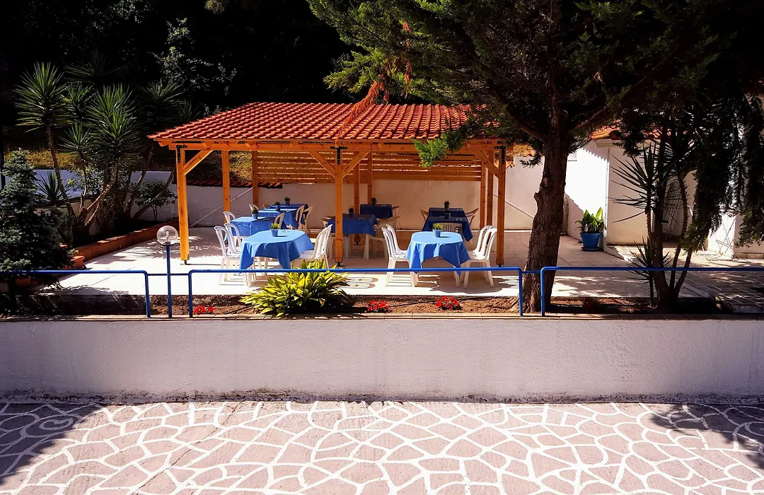 Roditsa Patritsia Apartments-1