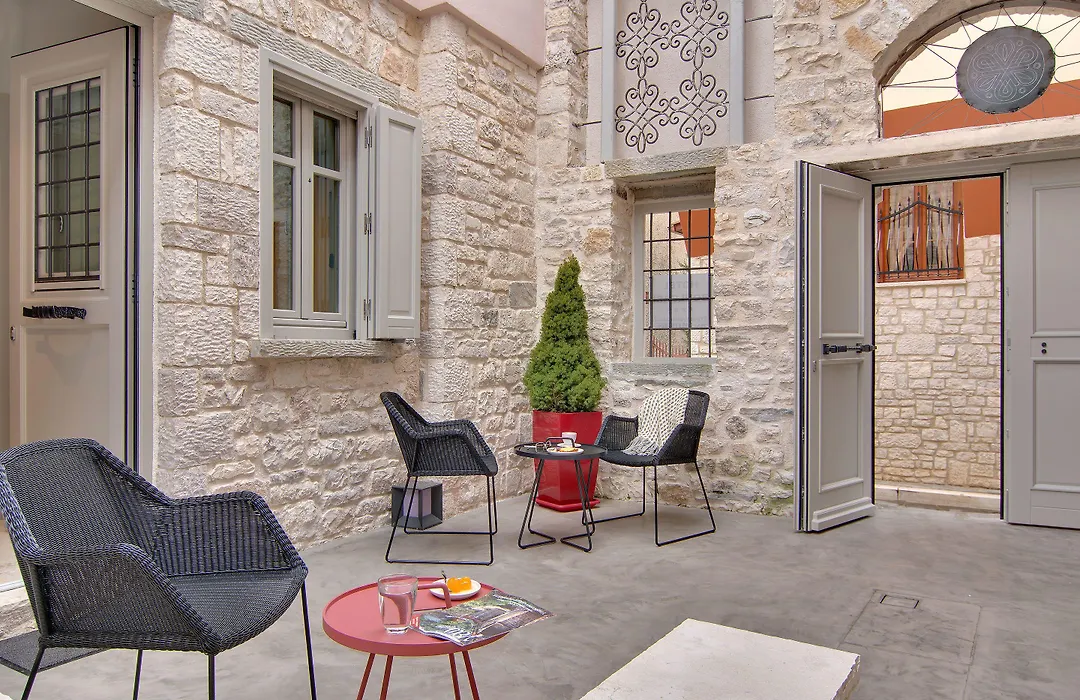 Hotel Boulgari-1