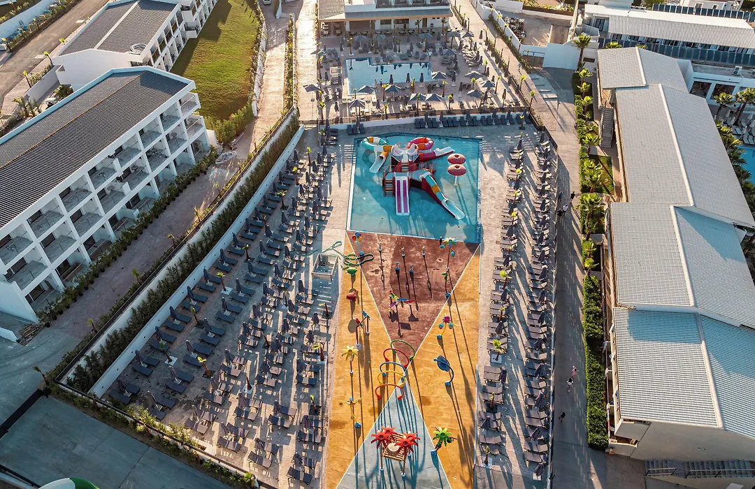 Caretta Paradise Resort & Waterpark-1