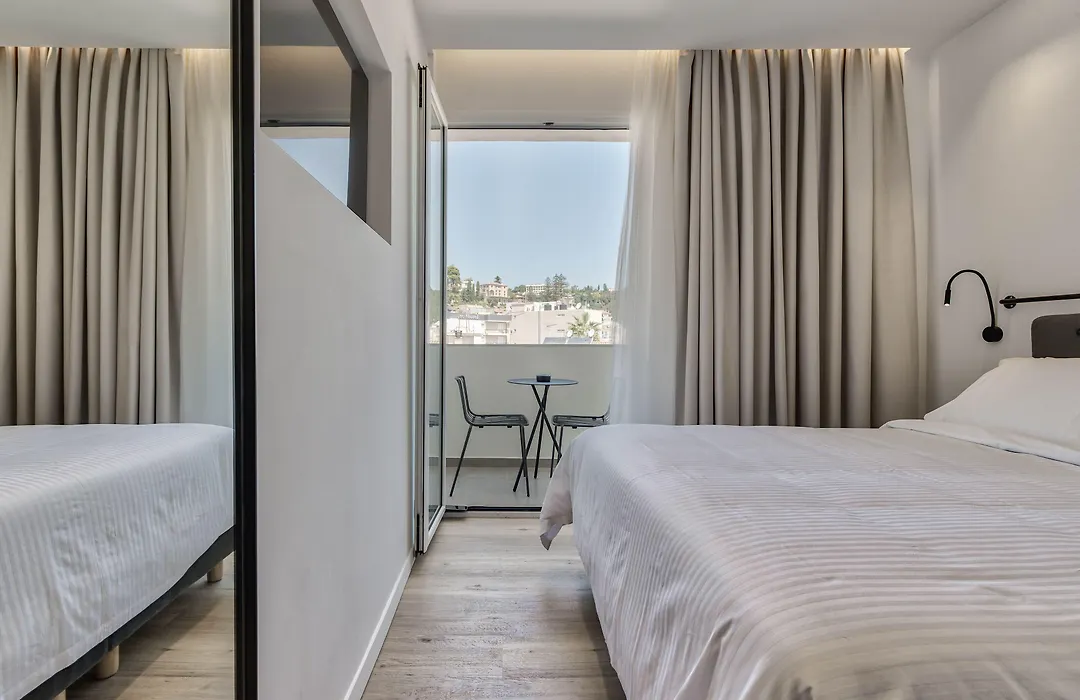 Bitzaro Boutique Hotel-1