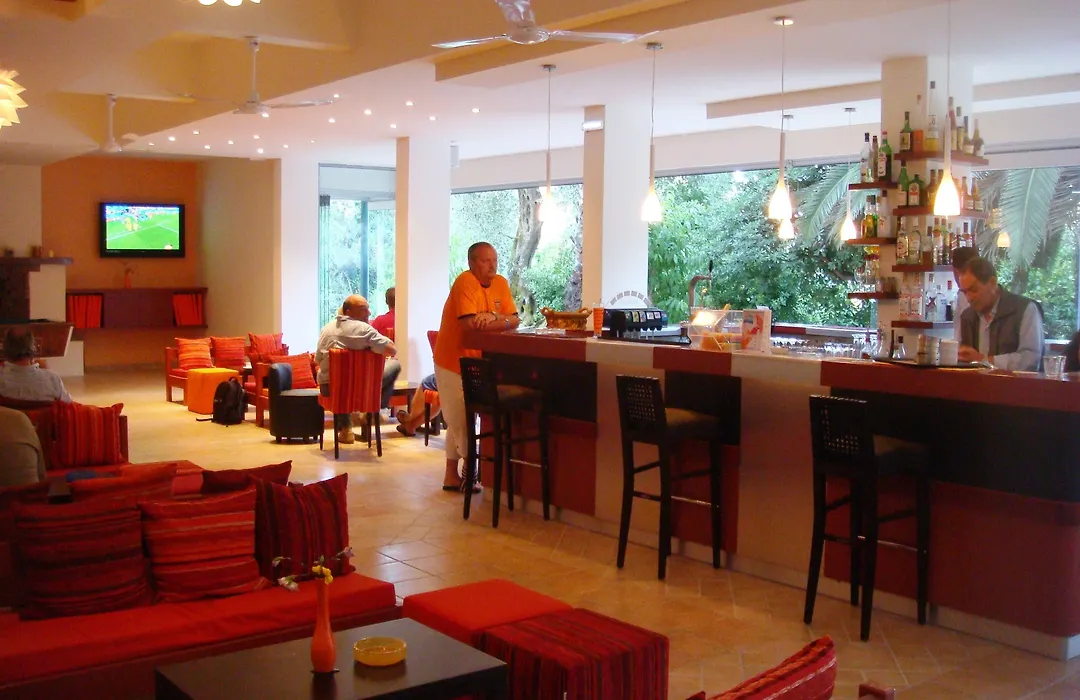 Ipsos Beach Hotel-1