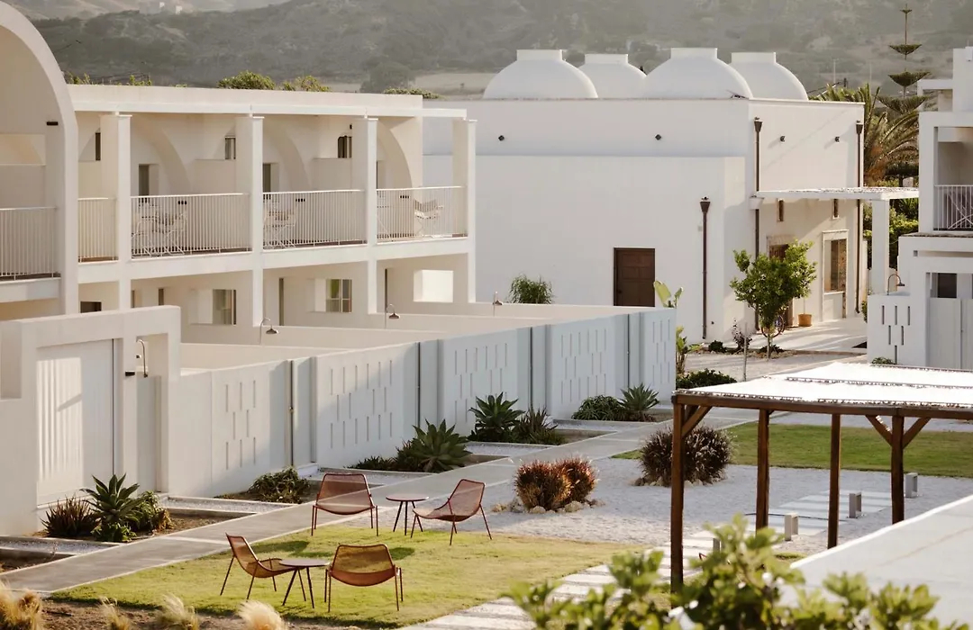 Alero Seaside Skyros Resort-1