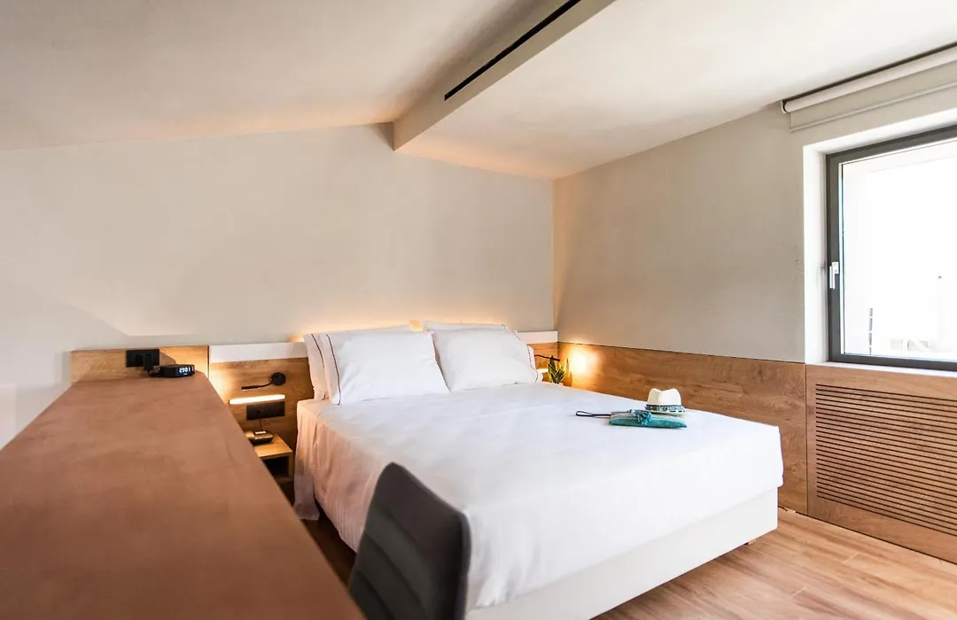 Pilot Amphora Boutique Hotel "Adults Only"-1