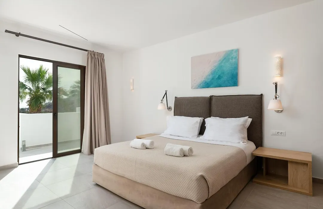 Terra Pietra Luxury Villas & Suites-1