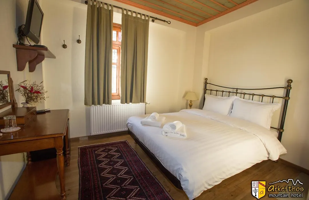 Arkefthos Mountain Hotel-1