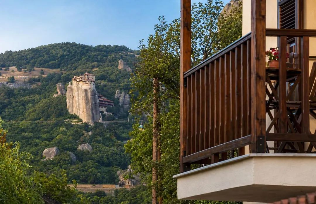Hotel Doupiani House-1
