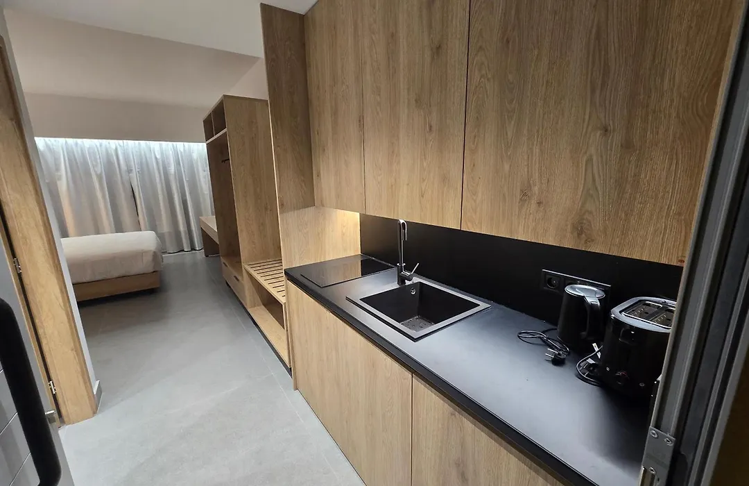 Tondoris Apartments-1
