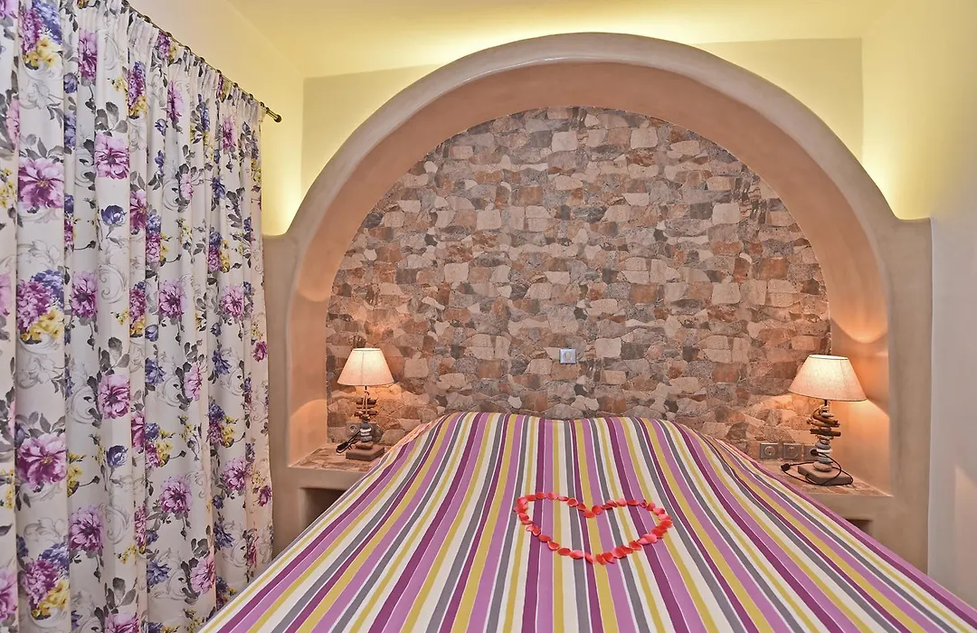 Tinos Aqua Palazzo-1