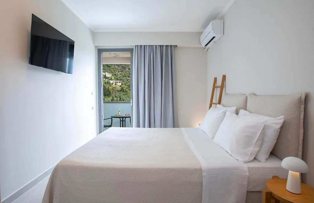 Zisis Suites-1