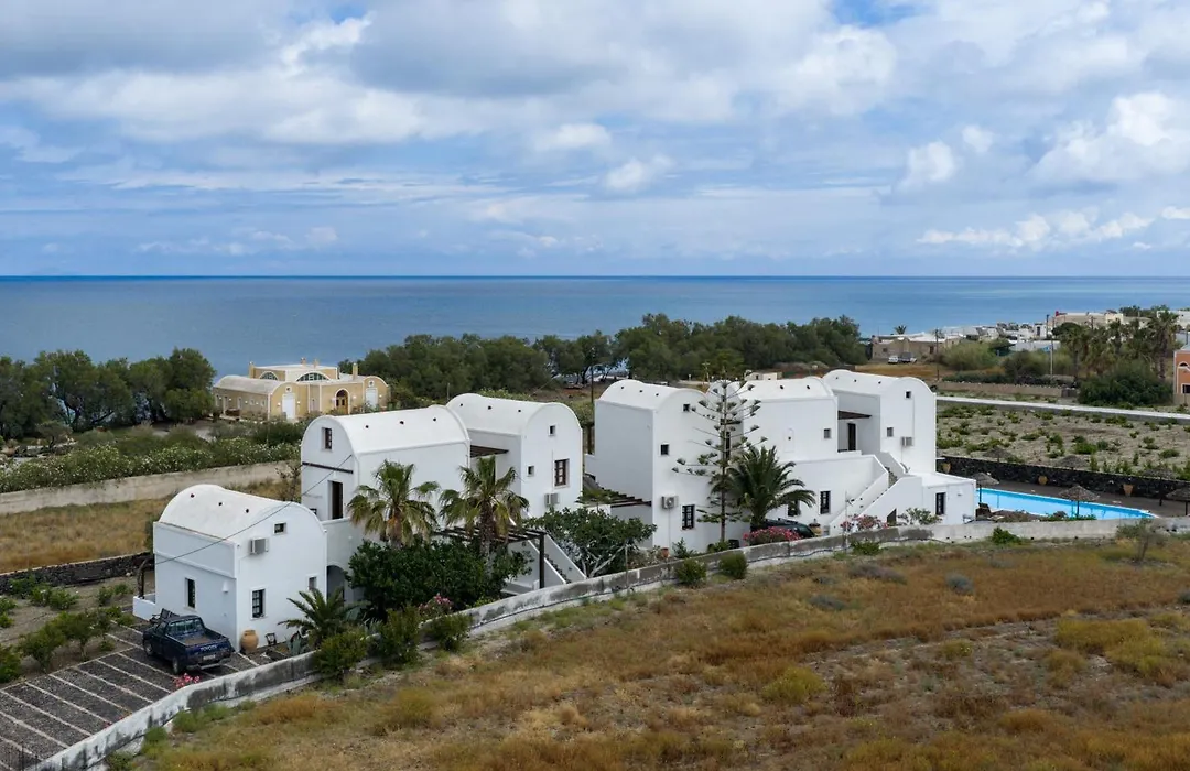 Anna Traditional Apartments-1