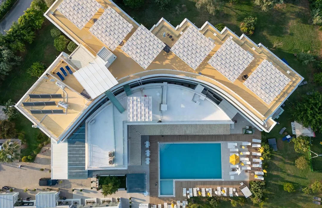 Nasos Hotel & Resort-1