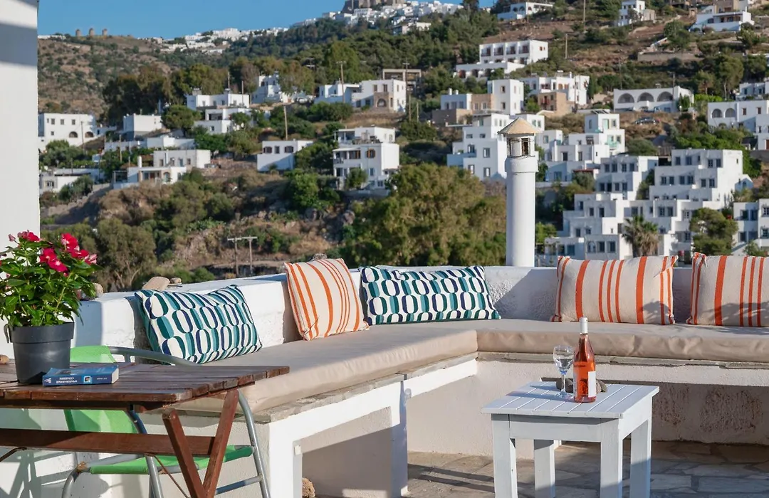 Marietta Studios Patmos-1