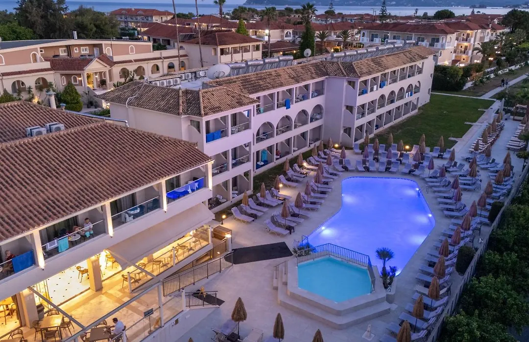 Roseland Hotel-1