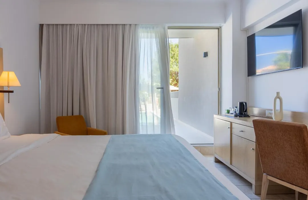 Paralos Rodos Lifestyle-1