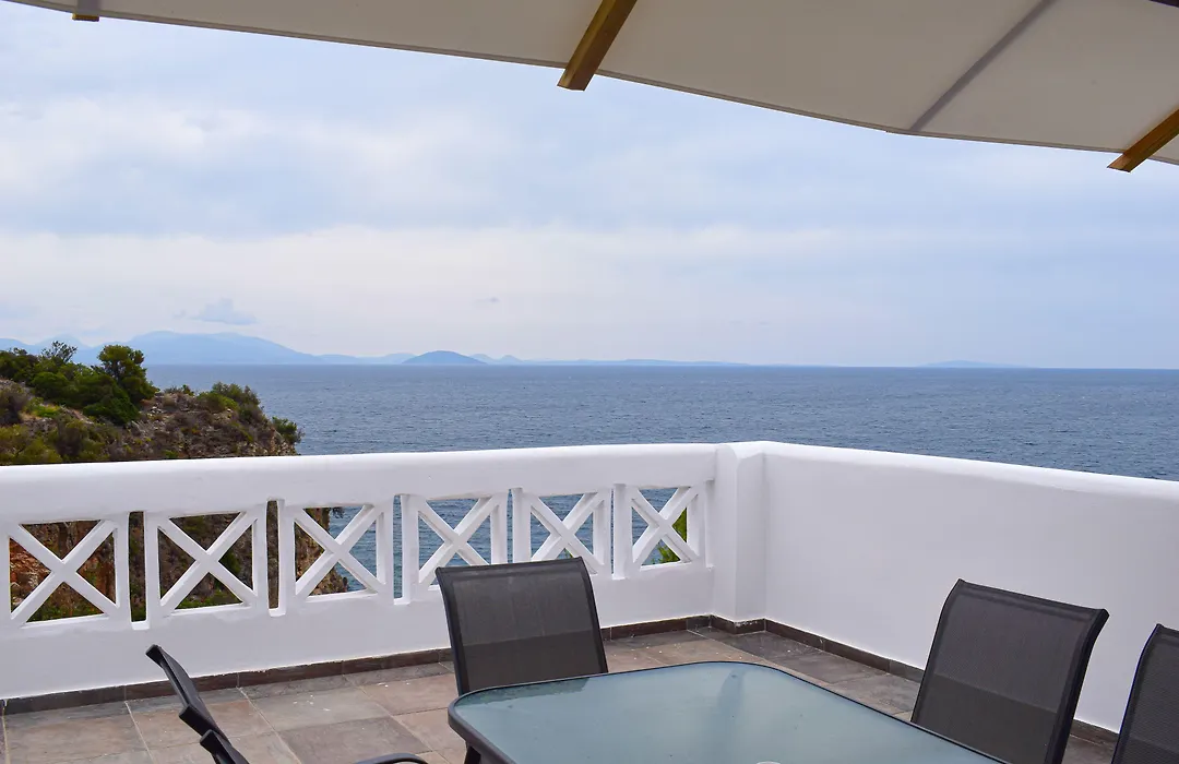 Muses Seaside Villas-1