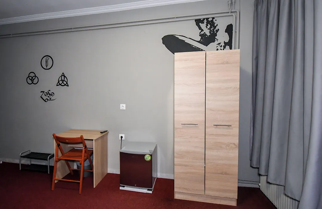 Stay Hybrid Youth Hostel-1