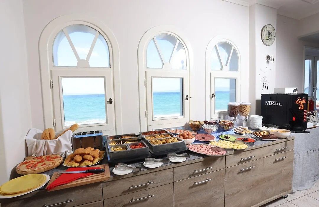 Summer Beach Hotel-1