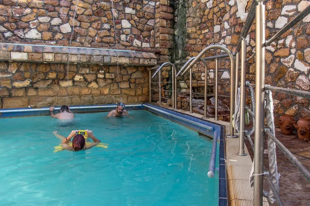 9 Queens Spa Hotel-1